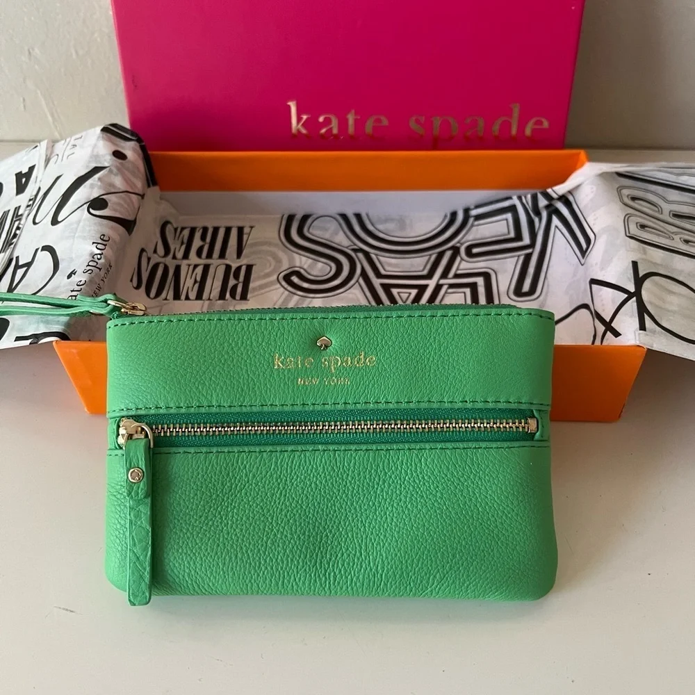 BRAND NEW W TAG KATE SPADE WRISTLET